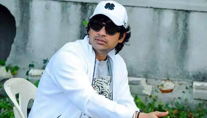 పవర్ స్టార్ ఫ్యాన్స్కు పండగే! ‘OG2’ పై సుజీత్ మాస్ ఫోకస్! బ్లాక్ బస్టర్ లోడింగ్! పవర్ స్టార్ ఫ్యాన్స్కు పండగే! ‘OG2’ పై సుజీత్ మాస్ ఫోకస్! బ్లాక్ బస్టర్ లోడింగ్!