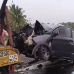 మధురైలో ఘోర రోడ్డు ప్రమాదం: ఒకే కుటుంబంలో ఐదుగురు బలి! మధురైలో ఘోర రోడ్డు ప్రమాదం: ఒకే కుటుంబంలో ఐదుగురు బలి!