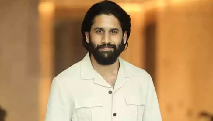 నాగచైతన్య షాకింగ్ డెసిషన్! ఆ ఫ్లాప్ డైరెక్టర్తో భారీ రిస్క్.. హిట్ పక్కానా? నాగచైతన్య షాకింగ్ డెసిషన్! ఆ ఫ్లాప్ డైరెక్టర్తో భారీ రిస్క్.. హిట్ పక్కానా?