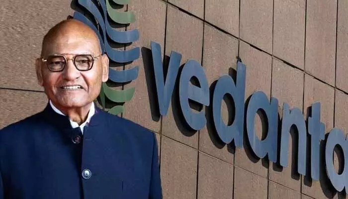 వేదాంత గ్రూప్పై ఈడీ ఉక్కుపాదం! రూ.1500 కోట్ల అక్రమాలపై దేశవ్యాప్త దాడులు.. అసలు కథేంటి? వేదాంత గ్రూప్పై ఈడీ ఉక్కుపాదం! రూ.1500 కోట్ల అక్రమాలపై దేశవ్యాప్త దాడులు.. అసలు కథేంటి?