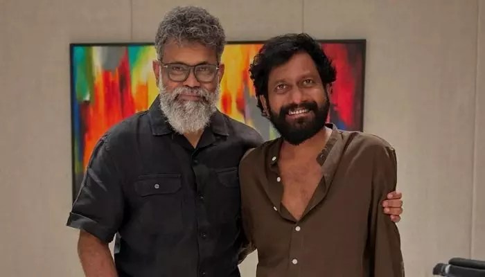 గురువు సుకుమార్నే మించిన శిష్యుడు బుచ్చిబాబు సనా! సంచలనం రేపుతున్న పెద్ది విమర్శలు! గురువు సుకుమార్నే మించిన శిష్యుడు బుచ్చిబాబు సనా! సంచలనం రేపుతున్న పెద్ది విమర్శలు!