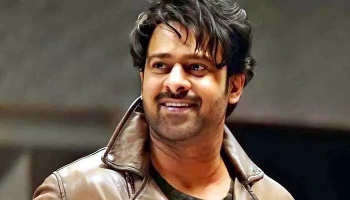 ప్రభాస్ ఫ్యాన్స్కు పండగే! ఫౌజీ నుండి షాకింగ్ అప్డేట్! వింటేజ్ ప్రభాస్ రీఎంట్రీ ఫిక్స్? ప్రభాస్ ఫ్యాన్స్కు పండగే! ఫౌజీ నుండి షాకింగ్ అప్డేట్! వింటేజ్ ప్రభాస్ రీఎంట్రీ ఫిక్స్?
