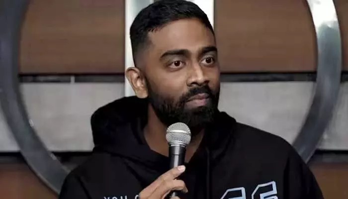 బిర్యానీ వివాదం: మహిళలపై అనుచిత వ్యాఖ్యలు, కమెడియన్ క్షమాపణ, ఖాతా డీయాక్టివేట్! బిర్యానీ వివాదం: మహిళలపై అనుచిత వ్యాఖ్యలు, కమెడియన్ క్షమాపణ, ఖాతా డీయాక్టివేట్!
