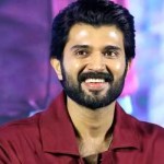 Vijay Deverakonda's Heartwarming Promise to Crying Fan Goes Viral Vijay Deverakonda's Heartwarming Promise to Crying Fan Goes Viral