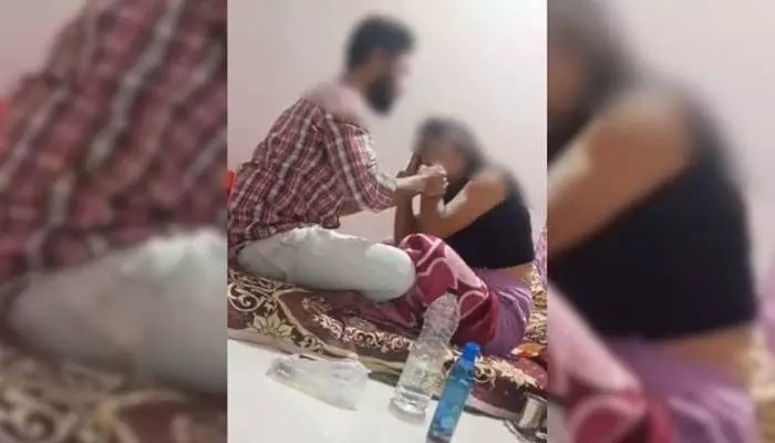 ఐఏఎఫ్ అధికారి భార్యకు దారుణం: అత్యాచారం, మతమార్పిడి, బ్లాక్ మెయిల్! ఐఏఎఫ్ అధికారి భార్యకు దారుణం: అత్యాచారం, మతమార్పిడి, బ్లాక్ మెయిల్!