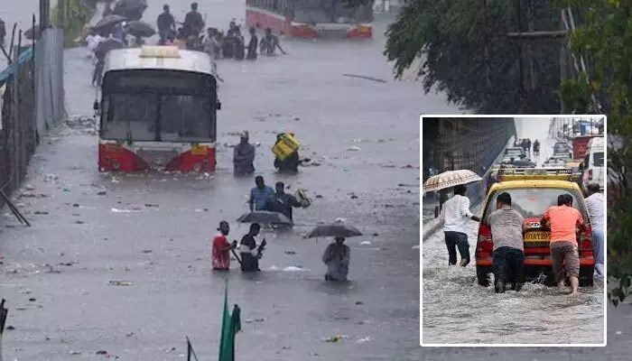 ముంబైలో జలప్రళయం: జనజీవనం స్తంభన, రెడ్ అలర్ట్ ప్రకంపనలు! ముంబైలో జలప్రళయం: జనజీవనం స్తంభన, రెడ్ అలర్ట్ ప్రకంపనలు!