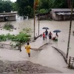 అస్సాంను ముంచెత్తిన జలవిలయం: 100కు పైగా గ్రామాలు నీటమునిగి, వేలాది మంది నిరాశ్రయులు! అస్సాంను ముంచెత్తిన జలవిలయం: 100కు పైగా గ్రామాలు నీటమునిగి, వేలాది మంది నిరాశ్రయులు!