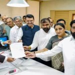 ఠాక్రేకు షాక్: కీలక నేత సచిన్ అహిర్ రాజీనామా, డిప్యూటీ చైర్మన్ నామినేషన్! ఠాక్రేకు షాక్: కీలక నేత సచిన్ అహిర్ రాజీనామా, డిప్యూటీ చైర్మన్ నామినేషన్!