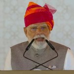 మోడీ మాస్టర్ ప్లాన్: గ్యాస్ ధర 2 వేలు దాటకుండా ఎలా ఆపారు? మోడీ మాస్టర్ ప్లాన్: గ్యాస్ ధర 2 వేలు దాటకుండా ఎలా ఆపారు?