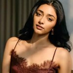 షాకింగ్: అల్లు అర్జున్ 'రాకా'ని రిజెక్ట్ చేసిన ప్రీతి ముకుందన్.. అట్లీ ఓపెన్ టాక్! షాకింగ్: అల్లు అర్జున్ 'రాకా'ని రిజెక్ట్ చేసిన ప్రీతి ముకుందన్.. అట్లీ ఓపెన్ టాక్!