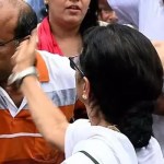 దీదీ ఆగ్రహం: చెంపదెబ్బతో వైరల్ అయిన వీడియో దీదీ ఆగ్రహం: చెంపదెబ్బతో వైరల్ అయిన వీడియో