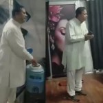 మత్తుమందుతో దారుణం: యజమానిపై చెప్పులతో బాధితురాళ్ల ప్రతీకారం! మత్తుమందుతో దారుణం: యజమానిపై చెప్పులతో బాధితురాళ్ల ప్రతీకారం!
