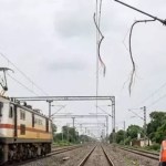 25k వోల్ట్స్ రైల్వే కేబుల్ మాయం! ప్రాణాలకు తెగించి దొంగల సాహసం.. అసలు ఎలా సాధ్యం? 25k వోల్ట్స్ రైల్వే కేబుల్ మాయం! ప్రాణాలకు తెగించి దొంగల సాహసం.. అసలు ఎలా సాధ్యం?