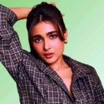 షాకింగ్: గ్లామర్ డోస్ పెంచేసిన సాలినీ పాండే.. రీ ఎంట్రీపై వైరల్ అప్డేట్! షాకింగ్: గ్లామర్ డోస్ పెంచేసిన సాలినీ పాండే.. రీ ఎంట్రీపై వైరల్ అప్డేట్!