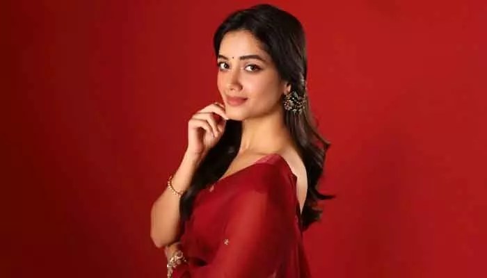 భాగ్యశ్రీబోర్సే షాకింగ్ డ్రీమ్! ‘లెనిన్’ హిట్ తర్వాత దర్శకధీరుడిపై కన్నేసిన బ్యూటీ.. వైరల్ కామెంట్స్! భాగ్యశ్రీబోర్సే షాకింగ్ డ్రీమ్! ‘లెనిన్’ హిట్ తర్వాత దర్శకధీరుడిపై కన్నేసిన బ్యూటీ.. వైరల్ కామెంట్స్!
