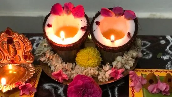 కార్తీక మాసంలో ఖచ్చితంగా వెలిగించాల్సిన శక్తివంతమైన దీపాలు ఇవిగో.. ఇలా చేస్తే ఎంతో పుణ్యం, ఐశ్వర్యం! కార్తీక మాసంలో ఖచ్చితంగా వెలిగించాల్సిన శక్తివంతమైన దీపాలు ఇవిగో.. ఇలా చేస్తే ఎంతో పుణ్యం, ఐశ్వర్యం!