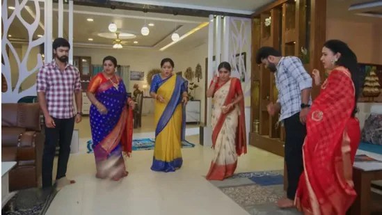 నిన్ను కోరి అక్టోబర్ 30 ఎపిసోడ్: హిప్నటైజ్ ప్లాన్ ఫెయిల్- విరాట్కు శాలిని పెద్ద ఝలక్- చంద్రకళ హోమం నుంచి భస్మం నిన్ను కోరి అక్టోబర్ 30 ఎపిసోడ్: హిప్నటైజ్ ప్లాన్ ఫెయిల్- విరాట్కు శాలిని పెద్ద ఝలక్- చంద్రకళ హోమం నుంచి భస్మం