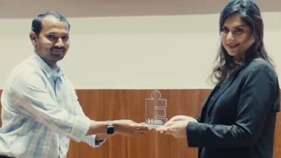 అమ్మాయిలకు అదే పెద్ద ఇన్సూరెన్స్.. కెరీరే ముందు, పెళ్లి ఆ తర్వాతే: ఉపాసన ట్వీట్, కామెంట్స్ వైరల్ అమ్మాయిలకు అదే పెద్ద ఇన్సూరెన్స్.. కెరీరే ముందు, పెళ్లి ఆ తర్వాతే: ఉపాసన ట్వీట్, కామెంట్స్ వైరల్