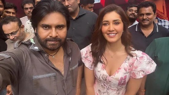 స్క్రిప్ట్ వినకుండా చేస్తున్న ఏకైక మూవీ-పవన్ కల్యాణ్ అనే పేరు చాలు-ఆ స్టార్డమ్ వేరే లెవల్: రాశీ ఖన్నా ఇంటర్వ్యూ స్క్రిప్ట్ వినకుండా చేస్తున్న ఏకైక మూవీ-పవన్ కల్యాణ్ అనే పేరు చాలు-ఆ స్టార్డమ్ వేరే లెవల్: రాశీ ఖన్నా ఇంటర్వ్యూ