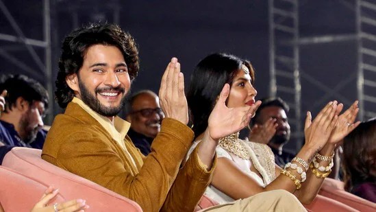 వారణాసి కోసం మహేష్ బాబు ఫిట్నెస్ రహస్యం: 50 ఏళ్ల వయసులో 30ల లుక్ వెనుక అసలు కథ వారణాసి కోసం మహేష్ బాబు ఫిట్నెస్ రహస్యం: 50 ఏళ్ల వయసులో 30ల లుక్ వెనుక అసలు కథ