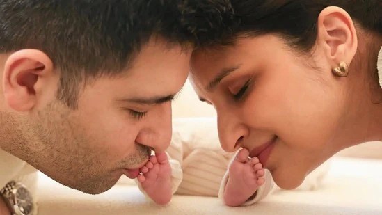 పరిణీతి చోప్రా కొడుకు పేరు నీర్.. ఇంతకీ ఈ పేరుకు అర్థమేంటో తెలుసా? పరిణీతి చోప్రా కొడుకు పేరు నీర్.. ఇంతకీ ఈ పేరుకు అర్థమేంటో తెలుసా?