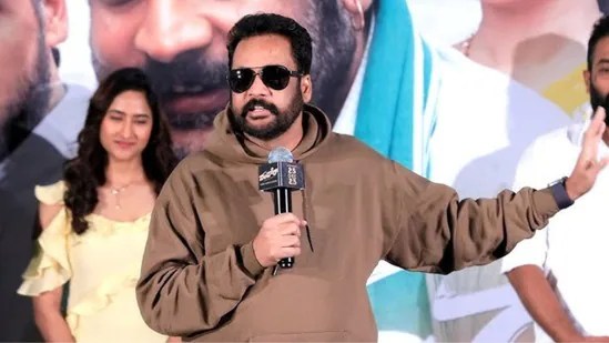 నేను విన్న 70, 80 కథల్లో నాకు నచ్చింది ఇదొకటి- జనాలకు సందేశాలు ఇచ్చే పరిస్థితిలో సినిమా లేదు: బిగ్ బాస్ శివాజీ నేను విన్న 70, 80 కథల్లో నాకు నచ్చింది ఇదొకటి- జనాలకు సందేశాలు ఇచ్చే పరిస్థితిలో సినిమా లేదు: బిగ్ బాస్ శివాజీ
