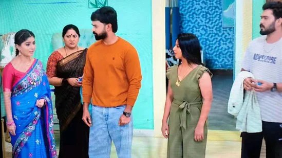 నిన్ను కోరి: విరాట్-చంద్రకళల నటన వెనుక భారీ ప్లాన్! క్రాంతికి దగ్గరయ్యే వ్యూహం ఇదే నిన్ను కోరి: విరాట్-చంద్రకళల నటన వెనుక భారీ ప్లాన్! క్రాంతికి దగ్గరయ్యే వ్యూహం ఇదే