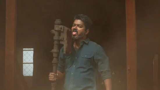 విజయ్ 'జన నాయకుడు' ట్రైలర్: భగవంత్ కేసరి కథ, రాజకీయ రంగ ప్రవేశంపై దుమారం! విజయ్ 'జన నాయకుడు' ట్రైలర్: భగవంత్ కేసరి కథ, రాజకీయ రంగ ప్రవేశంపై దుమారం!