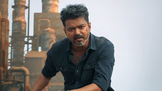 దళపతి విజయ్ జన నాయగన్ ట్రైలర్ కుదిపేసిన ఏఐ లోగో! 400 కోట్ల సినిమాపై ఫ్యాన్స్ ఆగ్రహం, రీమేక్ కు అవసరమా అంటూ సెటైర్లు దళపతి విజయ్ జన నాయగన్ ట్రైలర్ కుదిపేసిన ఏఐ లోగో! 400 కోట్ల సినిమాపై ఫ్యాన్స్ ఆగ్రహం, రీమేక్ కు అవసరమా అంటూ సెటైర్లు