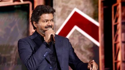 జన నాయగన్ సునామీ: రిలీజ్ వాయిదా భయంతోనూ 50 కోట్లు! దళపతి మాస్ దెబ్బ! జన నాయగన్ సునామీ: రిలీజ్ వాయిదా భయంతోనూ 50 కోట్లు! దళపతి మాస్ దెబ్బ!