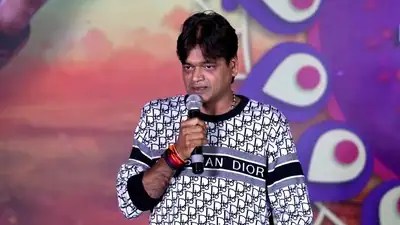 షాకింగ్: పవన్, రవితేజ ఇద్దరిలో అదే క్వాలిటీ.. బాంబ్ పేల్చిన హరీష్ శంకర్! షాకింగ్: పవన్, రవితేజ ఇద్దరిలో అదే క్వాలిటీ.. బాంబ్ పేల్చిన హరీష్ శంకర్!