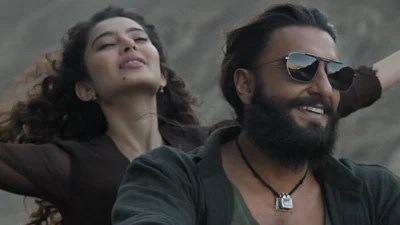 షాకింగ్: పుష్ప 2 రికార్డులు బ్రేక్ చేసిన 'ధురంధర్'.. బాక్సాఫీస్ వద్ద రణ్వీర్ సునామీ! షాకింగ్: పుష్ప 2 రికార్డులు బ్రేక్ చేసిన 'ధురంధర్'.. బాక్సాఫీస్ వద్ద రణ్వీర్ సునామీ!