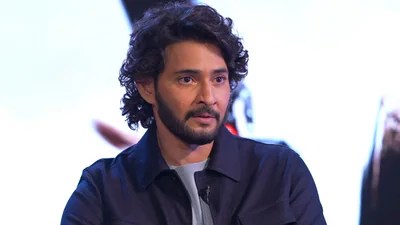 రాజమౌళితో మహేష్ బాబు 'వారణాసి': టీజర్ విని మైండ్ బ్లాక్! కెరీర్ ఇక అంతేనా? వైరల్ న్యూస్! రాజమౌళితో మహేష్ బాబు 'వారణాసి': టీజర్ విని మైండ్ బ్లాక్! కెరీర్ ఇక అంతేనా? వైరల్ న్యూస్!