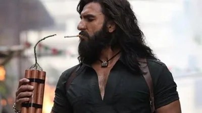 దుమ్మురేపిన 'ధురంధర్' మూవీ.. 'పుష్ప 2', 'కల్కి' రికార్డులు బ్రేక్.. ట్రెండింగ్లో నంబర్ వన్! దుమ్మురేపిన 'ధురంధర్' మూవీ.. 'పుష్ప 2', 'కల్కి' రికార్డులు బ్రేక్.. ట్రెండింగ్లో నంబర్ వన్!