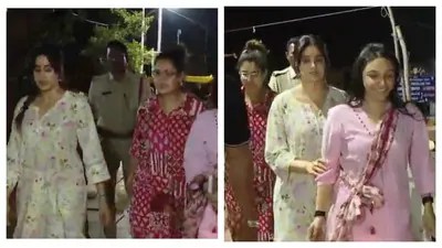 Janhvi Kapoor's Devoted Birthday: Climbs Tirumala Steps, Honors Sridevi's Legacy Janhvi Kapoor's Devoted Birthday: Climbs Tirumala Steps, Honors Sridevi's Legacy