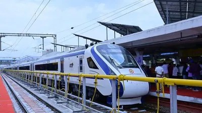 వందే భారత్ రైలు ప్రయాణికులకు షాక్! టైమింగ్స్లో భారీ మార్పులు! మీ ప్రయాణంపై దీని ప్రభావం ఎలా? వందే భారత్ రైలు ప్రయాణికులకు షాక్! టైమింగ్స్లో భారీ మార్పులు! మీ ప్రయాణంపై దీని ప్రభావం ఎలా?