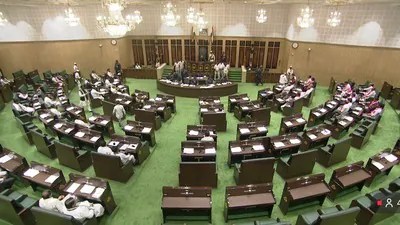 తెలంగాణ బడ్జెట్ యుద్ధం: అసెంబ్లీలో హీట్ పెంచనున్న సర్కార్! తెలంగాణ బడ్జెట్ యుద్ధం: అసెంబ్లీలో హీట్ పెంచనున్న సర్కార్!