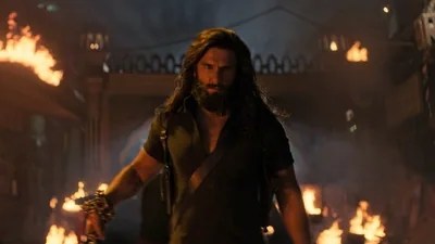 "Dhurandhar" Ticket Mania! Prices Skyrocket as Fans Rush for Previews "Dhurandhar" Ticket Mania! Prices Skyrocket as Fans Rush for Previews