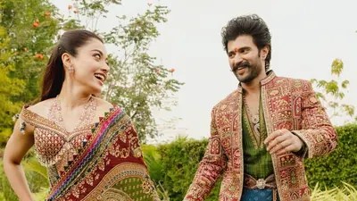 Deity Dress Drama: Rashmika Mandanna's Wedding Outfit Sparks Online Clash! Deity Dress Drama: Rashmika Mandanna's Wedding Outfit Sparks Online Clash!