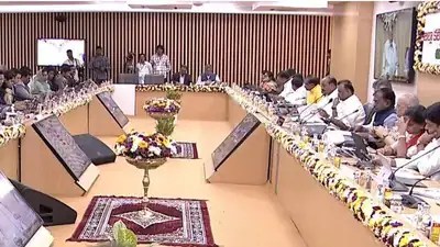 ఏపీ బడ్జెట్ విప్లవం: ప్రజలే నిర్ణేతలు! జిల్లాల్లో సభలు, సంచలన ప్రకటన! ఏపీ బడ్జెట్ విప్లవం: ప్రజలే నిర్ణేతలు! జిల్లాల్లో సభలు, సంచలన ప్రకటన!