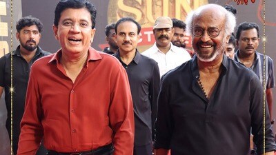 రికార్డు బ్రేకింగ్: ఈ నిర్మాత ఆస్తులు తెలిస్తే షాక్ అవుతారు! షారుక్ కూడా జుజుబీ!! రికార్డు బ్రేకింగ్: ఈ నిర్మాత ఆస్తులు తెలిస్తే షాక్ అవుతారు! షారుక్ కూడా జుజుబీ!!