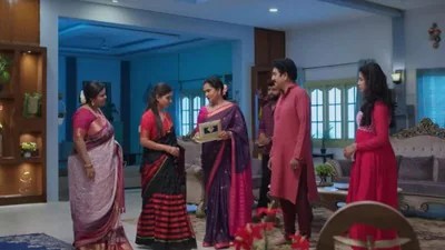 నిన్ను కోరి సీరియల్: సునంద షాకింగ్ ప్లాన్! పోలీసులకు క్రాంతి వార్నింగ్! చంద్రకళకు అదిరిపోయే గిఫ్ట్! నిన్ను కోరి సీరియల్: సునంద షాకింగ్ ప్లాన్! పోలీసులకు క్రాంతి వార్నింగ్! చంద్రకళకు అదిరిపోయే గిఫ్ట్!