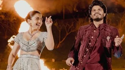 షాకింగ్: మరిదితో రష్మిక స్టెప్పులు! విజయ్ దేవరకొండ సీక్రెట్ రివీల్ - వైరల్ వీడియో! షాకింగ్: మరిదితో రష్మిక స్టెప్పులు! విజయ్ దేవరకొండ సీక్రెట్ రివీల్ - వైరల్ వీడియో!