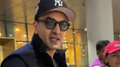 Protective Dad Ranbir Shields Raha from Paps! Alia's Hong Kong Trip & New Movie Buzz Protective Dad Ranbir Shields Raha from Paps! Alia's Hong Kong Trip & New Movie Buzz