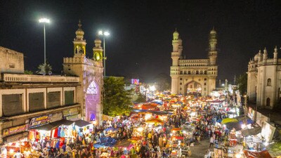 హైదరాబాద్లో ట్రాఫిక్ కష్టాలు! రంజాన్ వేళ ఆంక్షలతో అల్లాడుతున్న నగరవాసులు! హైదరాబాద్లో ట్రాఫిక్ కష్టాలు! రంజాన్ వేళ ఆంక్షలతో అల్లాడుతున్న నగరవాసులు!