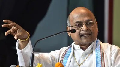 గరికపాటి సంచలనం: మధ్యాహ్న భోజనంపై సంచలన వ్యాఖ్యలు! దుమారం రేపుతున్న 'గుడ్డు' కామెంట్స్! గరికపాటి సంచలనం: మధ్యాహ్న భోజనంపై సంచలన వ్యాఖ్యలు! దుమారం రేపుతున్న 'గుడ్డు' కామెంట్స్!