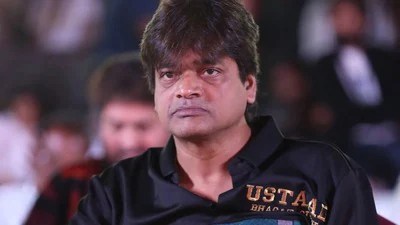 Harish Shankar Fires Back at 'Ustaad Bhagat Singh' Trolls: Director Issues Strong Warning Harish Shankar Fires Back at 'Ustaad Bhagat Singh' Trolls: Director Issues Strong Warning