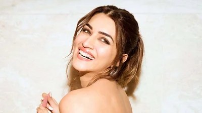 Kriti Sanon Slams Marriage Queries: 'Am I Your Matchmaker?' Kriti Sanon Slams Marriage Queries: 'Am I Your Matchmaker?'