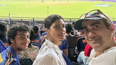 Konkona & Ranvir: 'Cool Parenting' Goals at IPL with Son! Internet Reacts Konkona & Ranvir: 'Cool Parenting' Goals at IPL with Son! Internet Reacts