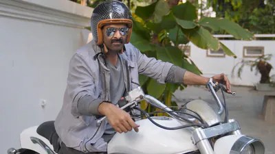 మాస్ రాజా ప్రభాస్ దెబ్బకి షాక్! శర్వానంద్ మూవీకి ఊహించని హైప్!! మాస్ రాజా ప్రభాస్ దెబ్బకి షాక్! శర్వానంద్ మూవీకి ఊహించని హైప్!!